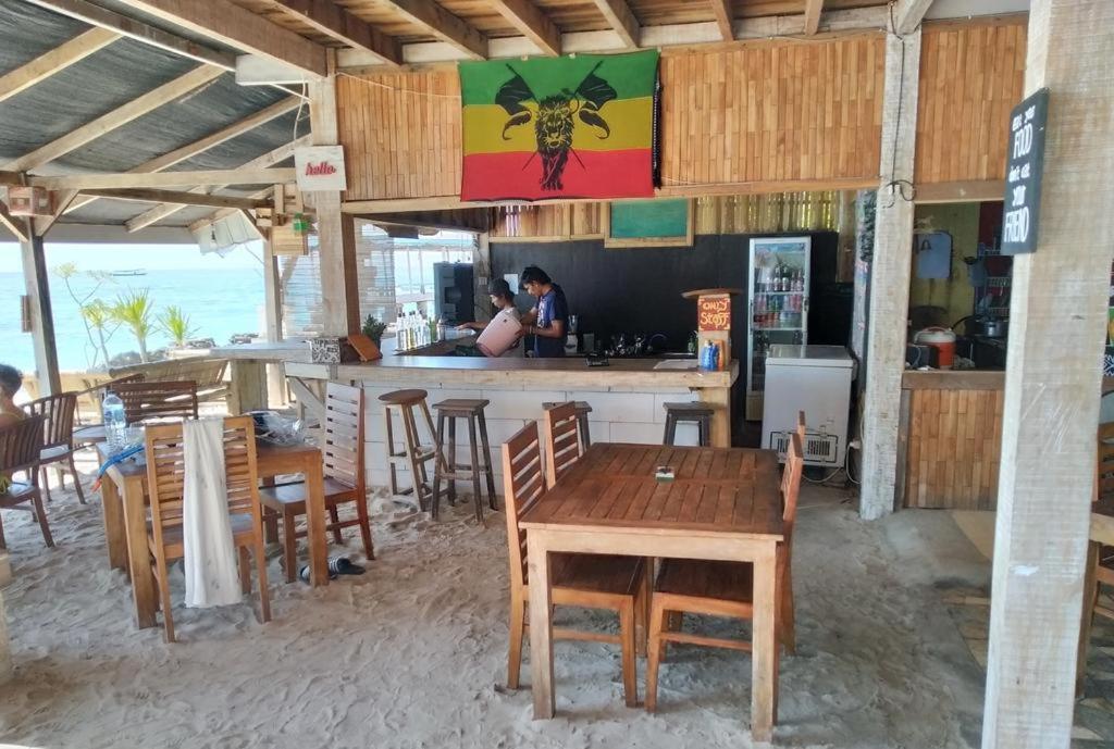 Pondok Windy Gili Trawangan Exterior photo