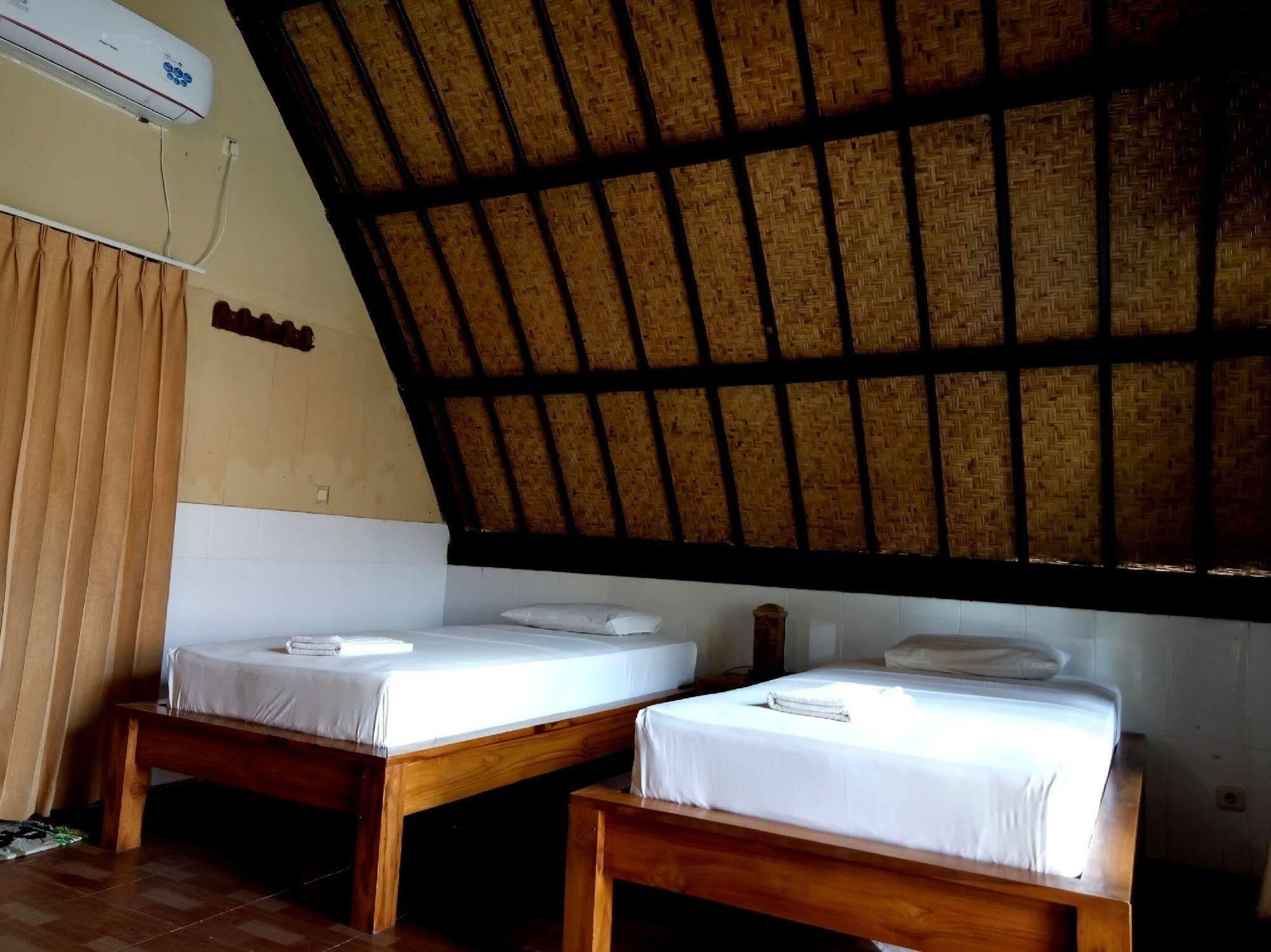 Pondok Windy Gili Trawangan Exterior photo