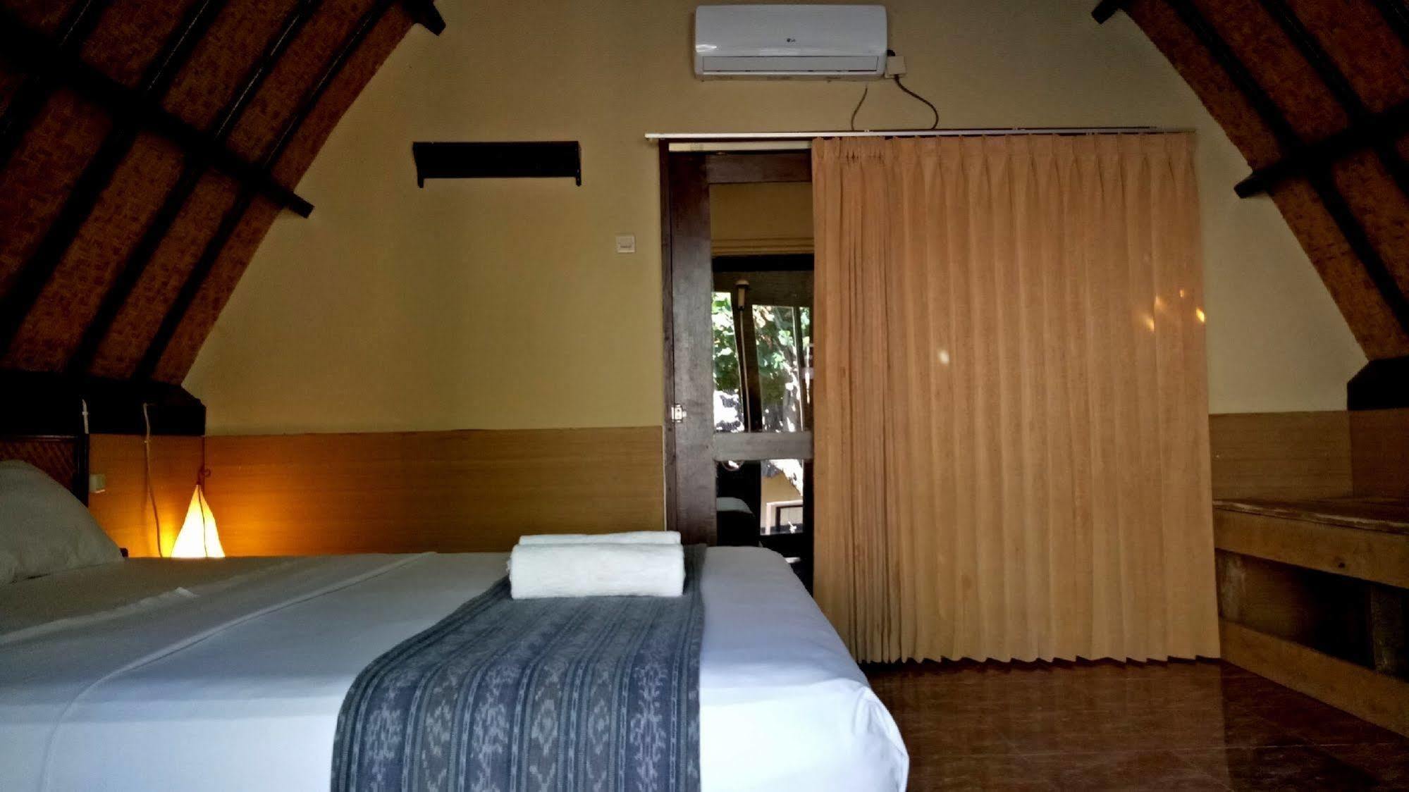 Pondok Windy Gili Trawangan Exterior photo
