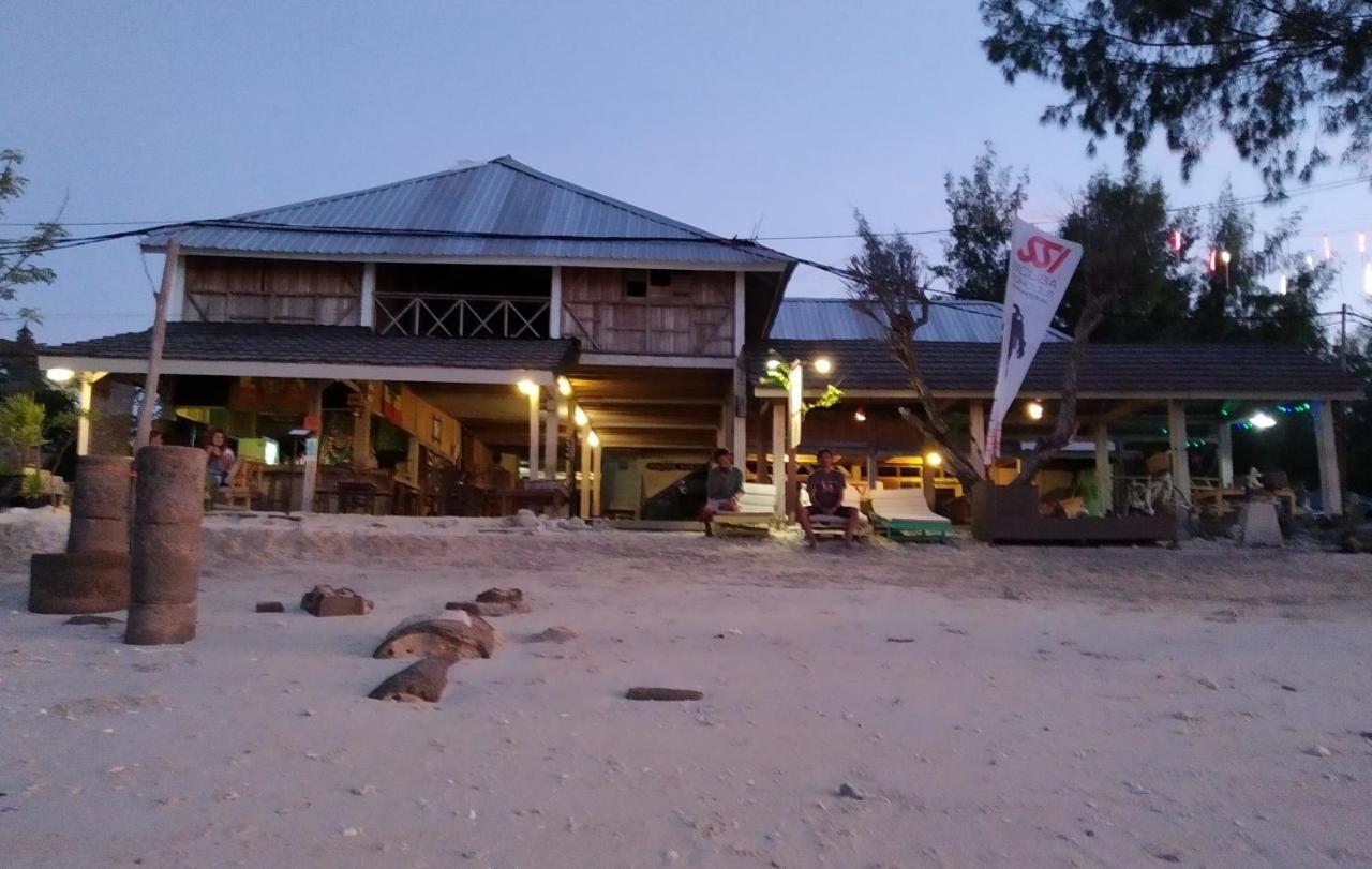 Pondok Windy Gili Trawangan Exterior photo